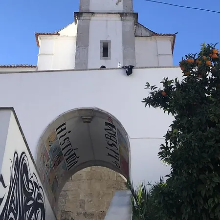 Alfama Apartament
